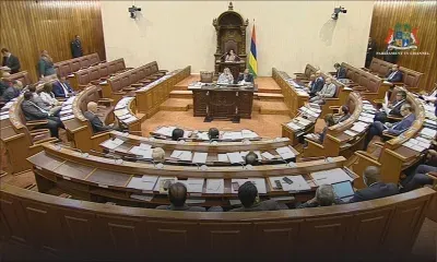 Parlement : reprise des débats sur la motion privée de Ganoo