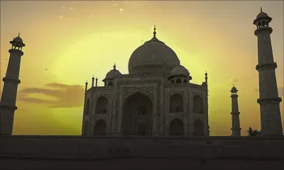 Le Taj Mahal rouvre aux visiteurs en Inde, où les cas de Covid-19 diminuent
