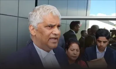 Emploi fictif allégué de «Constituency Clerk» : déclaration à la sortie de Simla Kistnen et de ses hommes de loi du QG de l’Icac