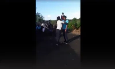 Sur Facebook : une altercation entre deux ados fait fureur 