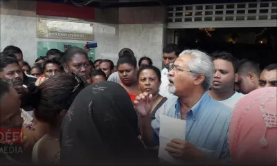 Usine Texto : les employés reçoivent leur salaire et leur boni de fin d’année