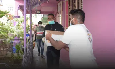 [En images] Don de vivres par des bénévoles dans la capitale 