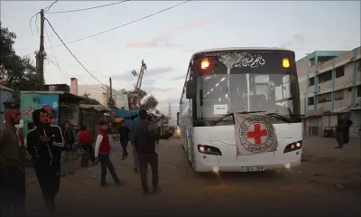 Le Hamas remet à la Croix-Rouge sept otages vivants