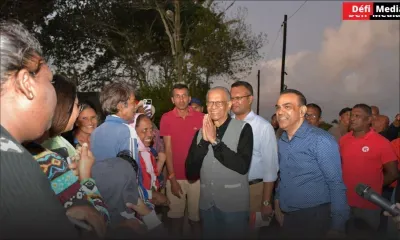 [En images] No 5 : Ramgoolam et ses deux colistiers en campagne à Morcellement Saint-André