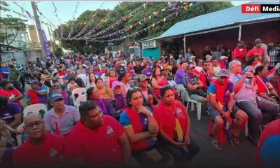 No 19 : L'ambiance avant le début du meeting de l’Alliance du Changement à Rose-Hill