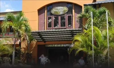 Retraits frauduleux sur les compte de clients : une employée de banque arrêtée pour vol de Rs 779 000