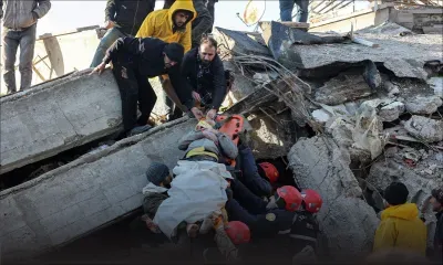 Séisme: le bilan total dépasse les 8.300 morts