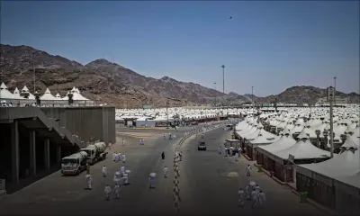 Les pèlerins de La Mecque se dirigent vers Mina, étape majeure du hajj