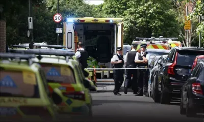 Royaume-Uni: une voiture percute une école, neuf blessés dont sept enfants