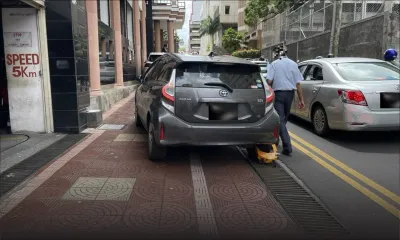 Port-Louis : une voiture clouée sur place pour non-respect des règles de stationnement