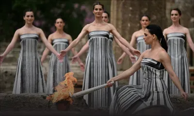 JO-2024 : la flamme olympique a été allumée sur le site antique d'Olympie, en Grèce