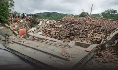 Indonésie: 2 morts et 21 disparus dans un glissement de terrain