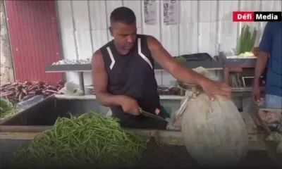 Petite-Rivière : un marchand de légumes à pied d’œuvre malgré l’alerte cyclonique