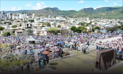 Grosse affluence pour l'ordination épiscopale de Mgr Jean Michaël Durhône