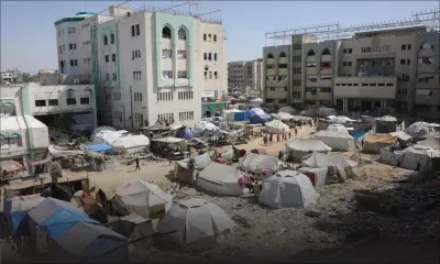 Raids israéliens sur des tentes de déplacés à Gaza, 25 morts selon les secours