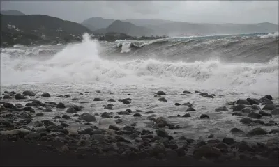 L'ouragan Melissa touche terre en Jamaïque avec des vents à près de 300 km/h 