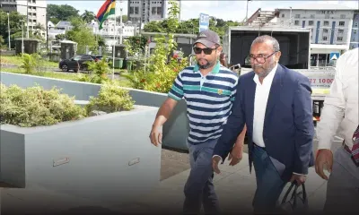 [En images] Affaire MIC : Padayachy de retour à la FCC avant sa comparution devant la Cour