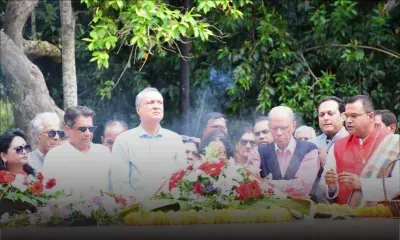 [En images] Dépôt de gerbes pour commémorer le 39ᵉ anniversaire de la mort de SSR