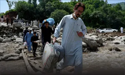 Au Pakistan, la pluie empêche les secouristes de retrouver les disparus de la mousson