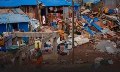 Après le départ d'Emmanuel Macron, les habitants de Mayotte attendent encore de l'aide
