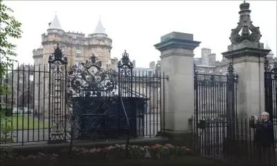 Palais d'Holyroodhouse, cathédrale Saint-Gilles: deux monuments d'histoire écossaise