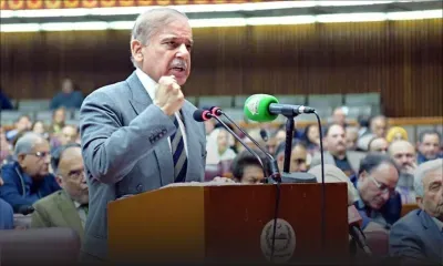 Le Pakistan accorde l'immunité à vie au président et au chef de l'armée