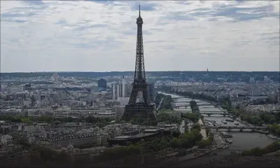 La tour Eiffel évacuée suite à une alerte