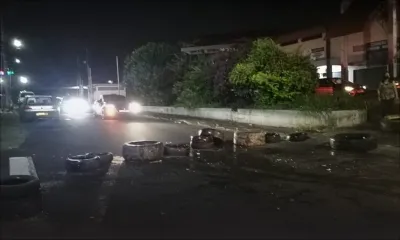 Un groupe de jeunes a bloqué la route séparant Roches Brunes de Camp-Levieux