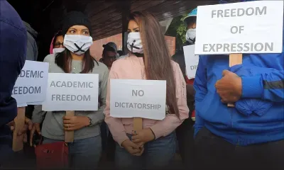 UoM : manifestation pacifique en soutien au Senior Lecturer  Rajen Narsinghen qui doit comparaître devant un comité disciplinaire ce jeudi