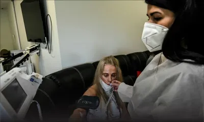  Coronavirus : les restrictions se multiplient dans le monde, la Russie produit ses vaccins