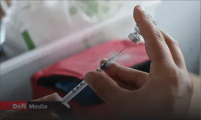 Vaccin Covid: 3e dose recommandée en France pour les plus de 65 ans