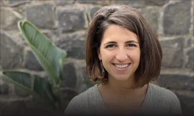 Valentine de Froberville : abusée sexuellement, elle donne des outils pour se reconstruire dans un livre  