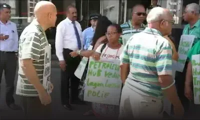 Manifestation des Verts Fraternels à Port-Louis: altercation entre Sylvio Michel et des agents de sécurité