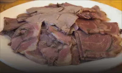 Plaines-Wilhems: un resto aurait servi de la viande de chien à ses clients