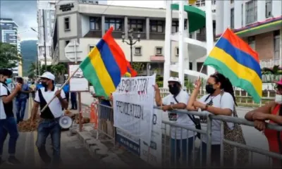 Hausses des prix : Manif devant la mairie de Port-Louis