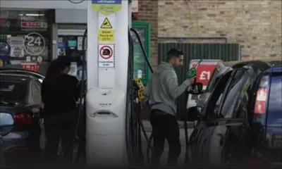 Le prix de l'essence atteint un nouveau record au Royaume-Uni