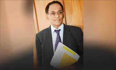 Prêt en euros : Vishnu Lutchmeenaraidoo nargue Roshi Bhadain 