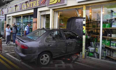 Plaine-Lauzun : une voiture finit dans un magasin