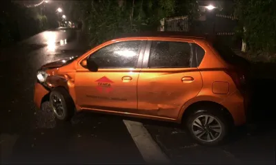 Curepipe : une voiture accidentée aperçue presqu'au milieu de la route