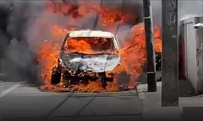 Bramsthan : une voiture ravagée par les flammes