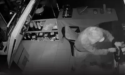 Le restaurant Mc n Ben cambriolé : une vidéo montre le malfrat en pleine action