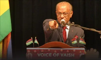 Voice of Vaish : discours de Navin Ramgoolam et de Paul Bérenger à Réduit