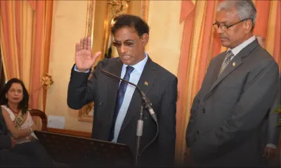 Barlen Vyapoory prête serment comme vice-président