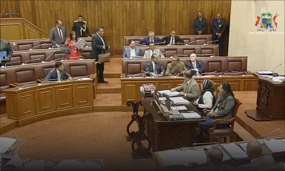 Parlement : la suspension de Shakeel Mohamed provoque de vives réactions du côté de l'opposition