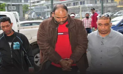 Un ado de 16 ans lutte pour sa survie : Gro Garson reste en détention