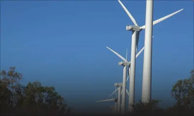 Inauguration de la première centrale éolienne à Bras D'Eau 