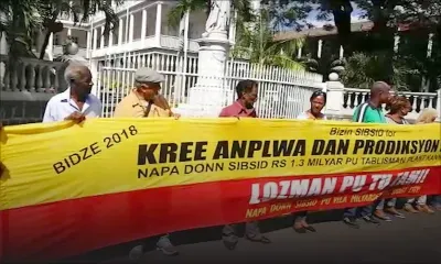 Budget 2018-2019 : le parti Lalit manifeste devant l’hôtel du gouvernement 