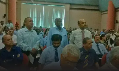 Walk-out des médecins spécialistes 