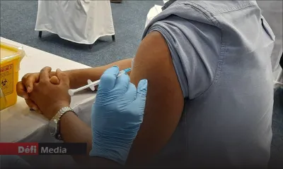 Vaccination anti-Covid-19 : les autorités mettent en place un programme à plus grande échelle