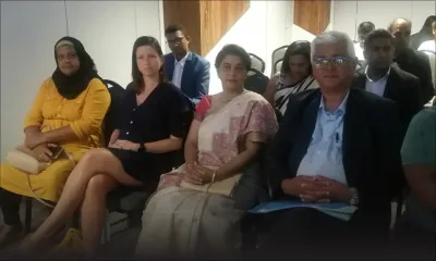 Le Dr Vasantrao Gujadhur présent à la conférence de presse de Nando Bodha 